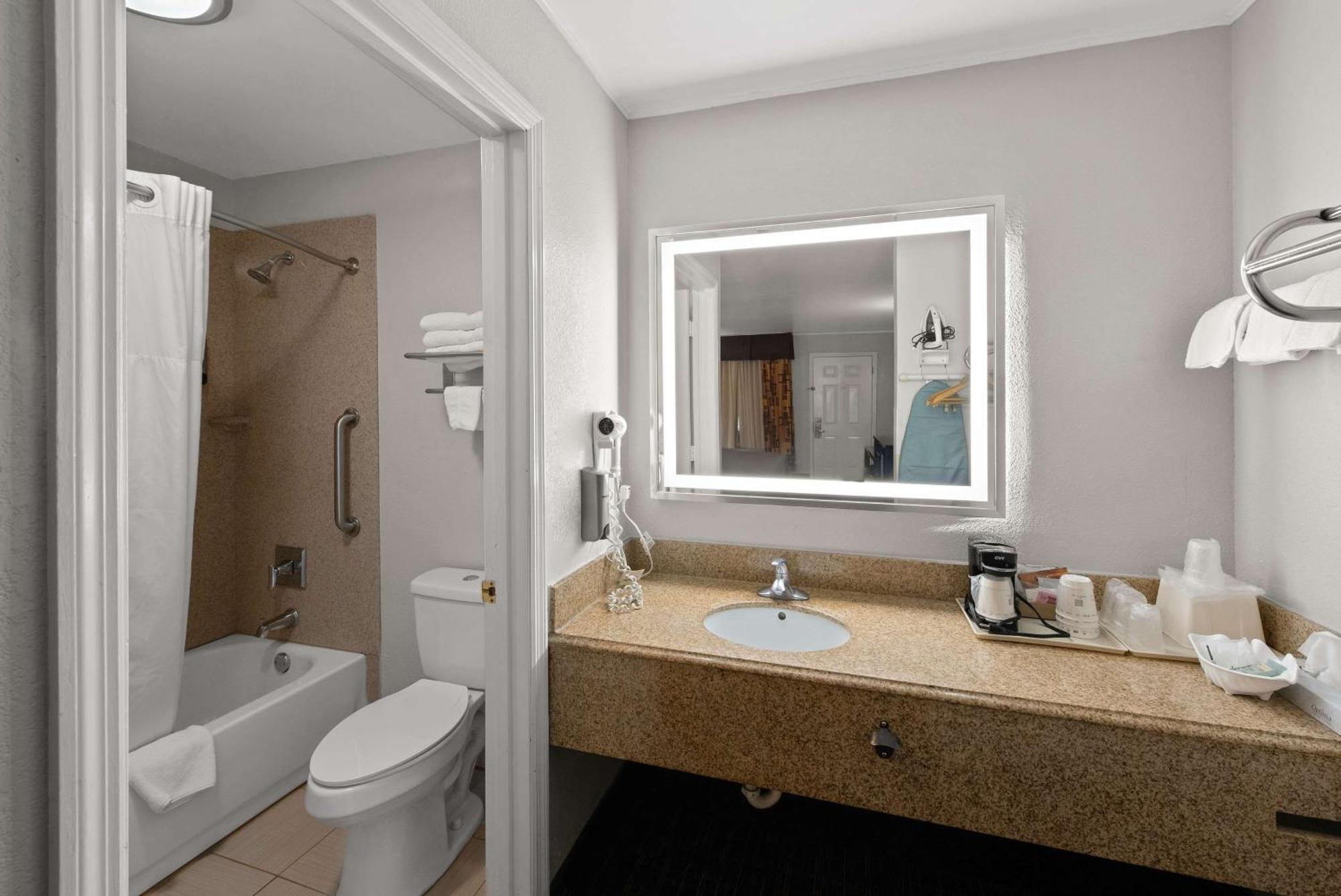 Best Western Executive Inn Grove City Exteriér fotografie